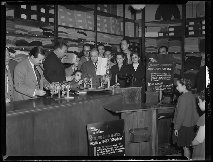 Sorteo de una máquina de coser Sigma 