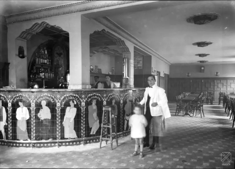 INTERIOR DEL GAU TXORI