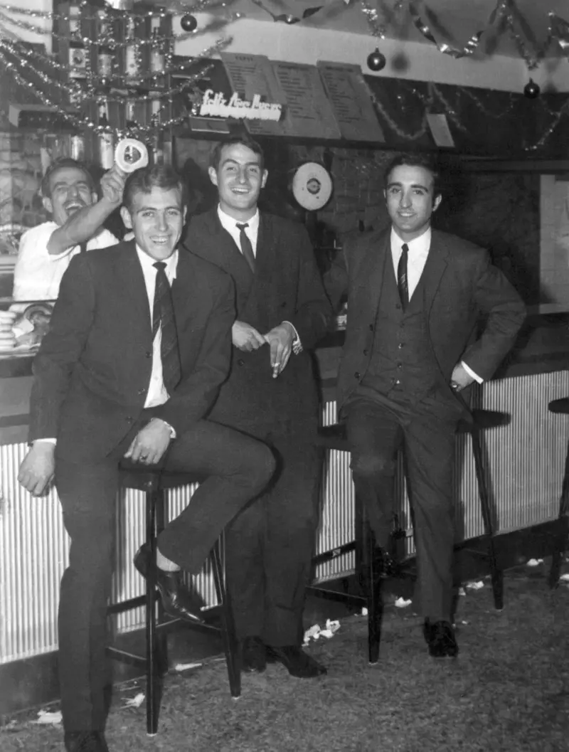 EL CANTANTE NINO BRAVO