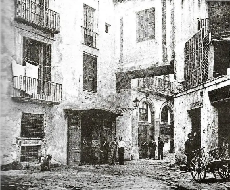 El Fossar de les Moreres