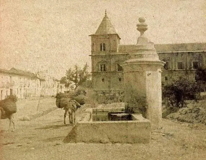 Fuente abrevadero de la Macarena