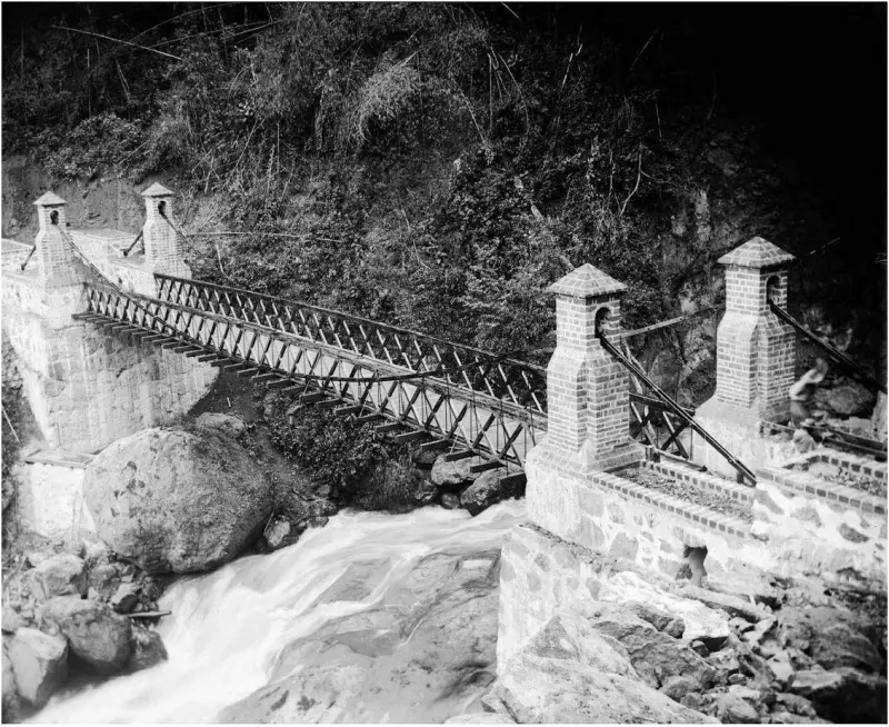 PUENTE DE PIEDRAS