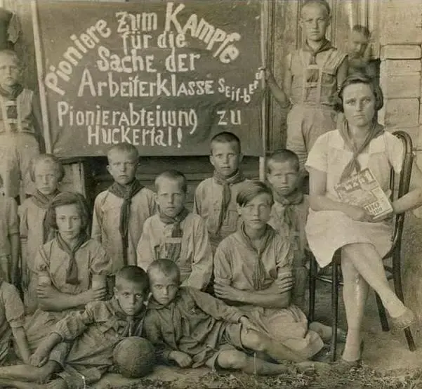 Pioneers of the ASSR NP