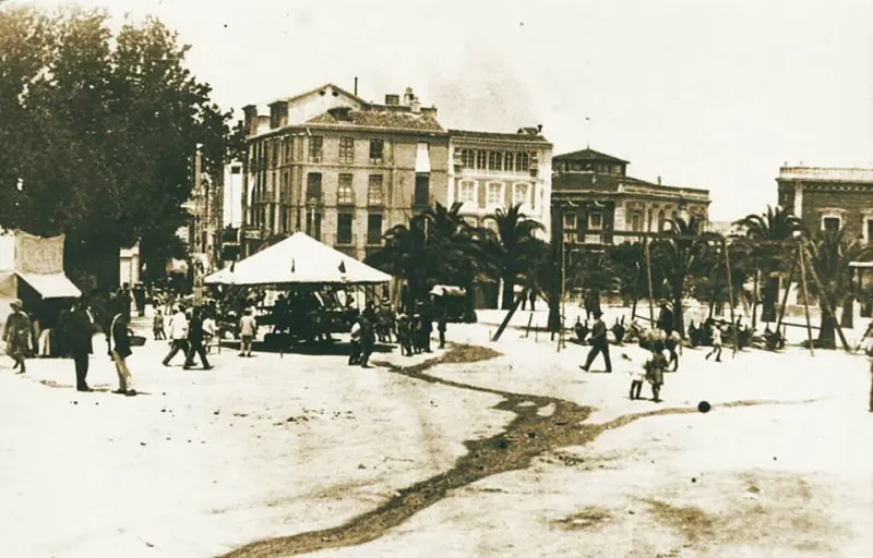 Plaza de la Cosntitución