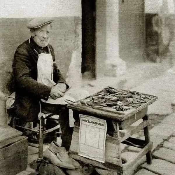 Zapatero en la Plaza de San Martín,