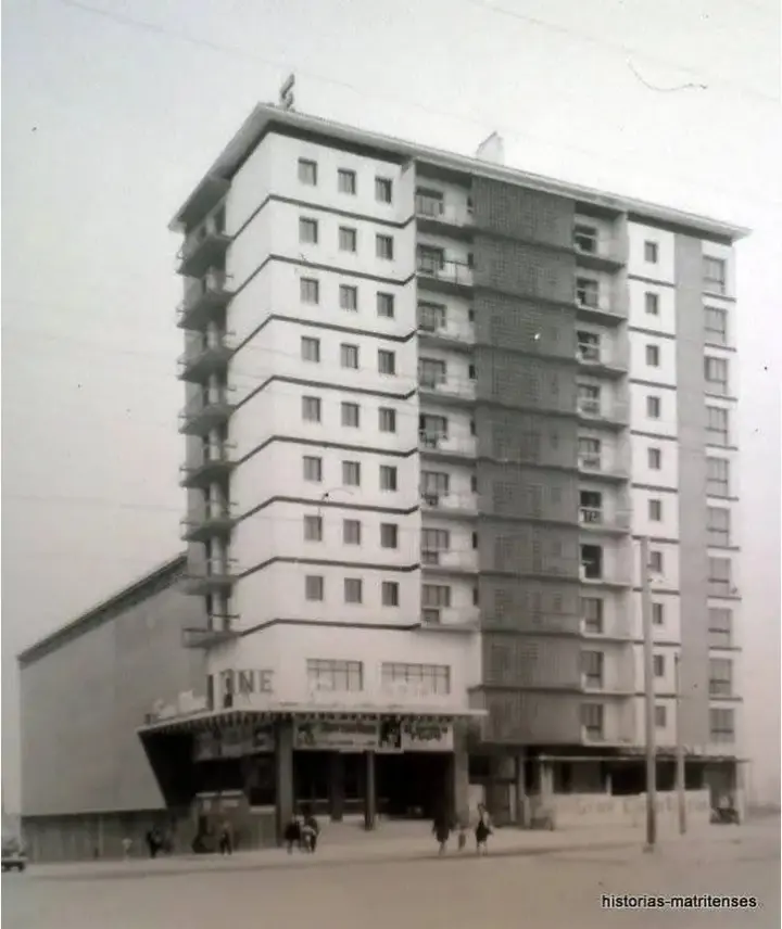 Edificio cine San Blas
