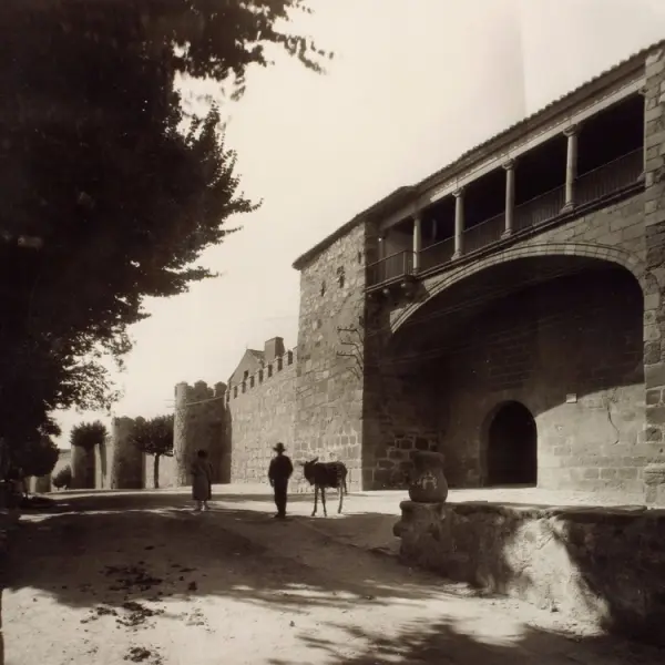 La Muralla, puerta del Rastro
