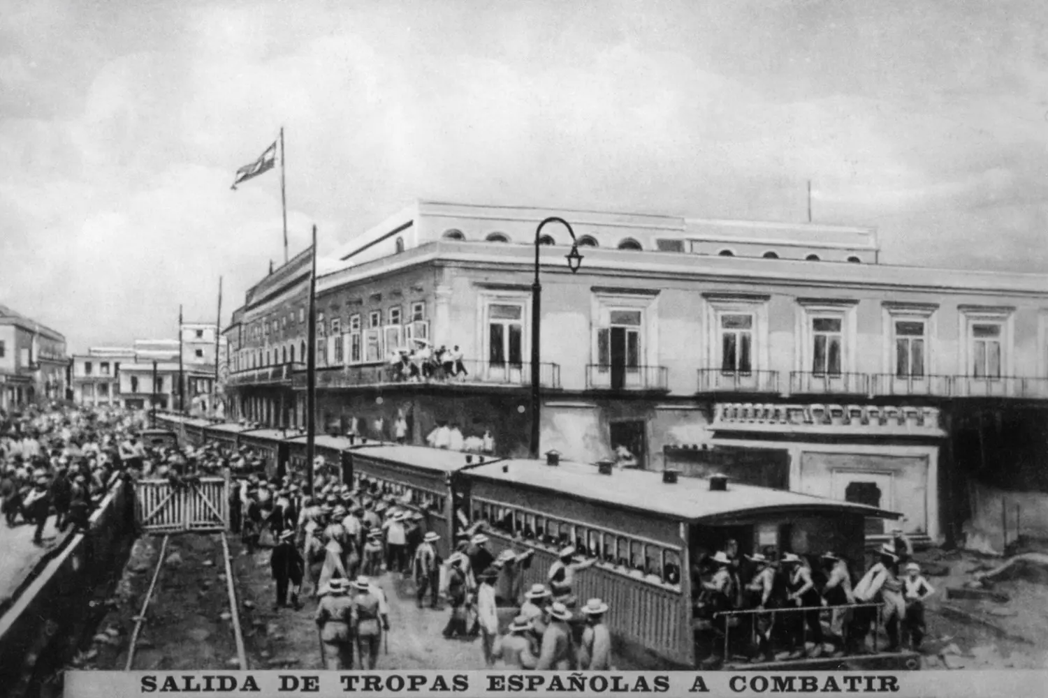 Salida de tropas españolas