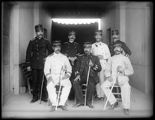 Antes de la tormenta: oficiales del México