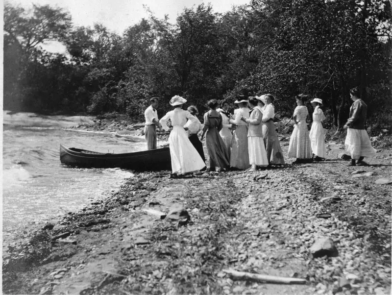 Ladies on the beach, now Bayside Beach. 