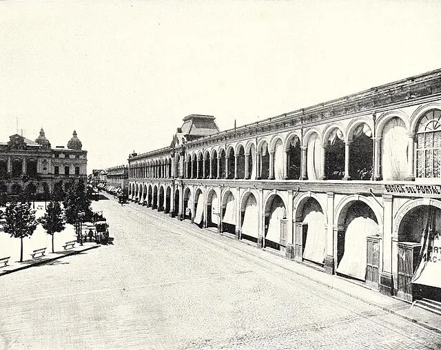Portal Mac-Clure — elegancia urbana en el corazón de Santiago