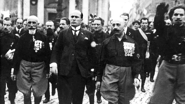 MUSSOLINI MARCH