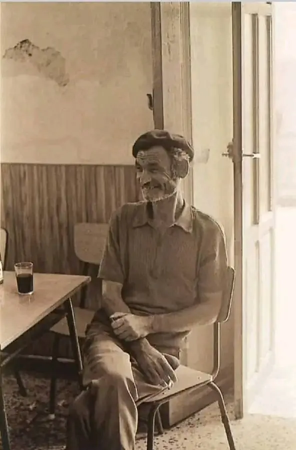 ANTONIO FLORES, PERSONAJE DE LA LOCALIDAD