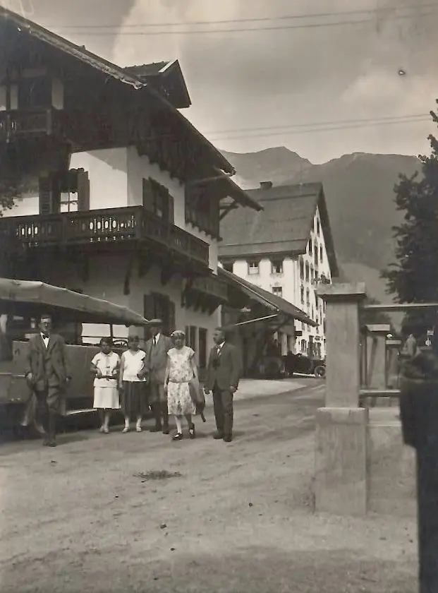 LERMOOS (1929)