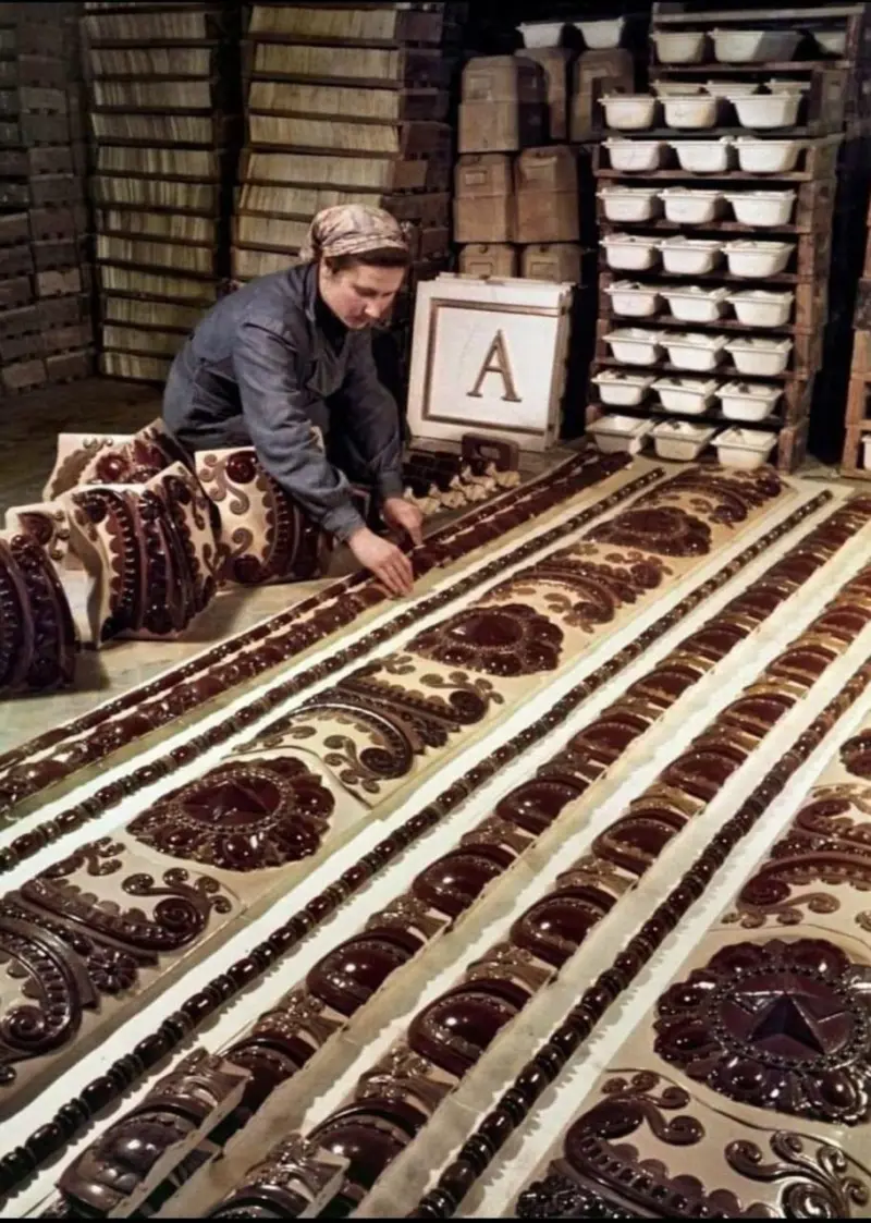 Tile layout for the Kievskaya metro station