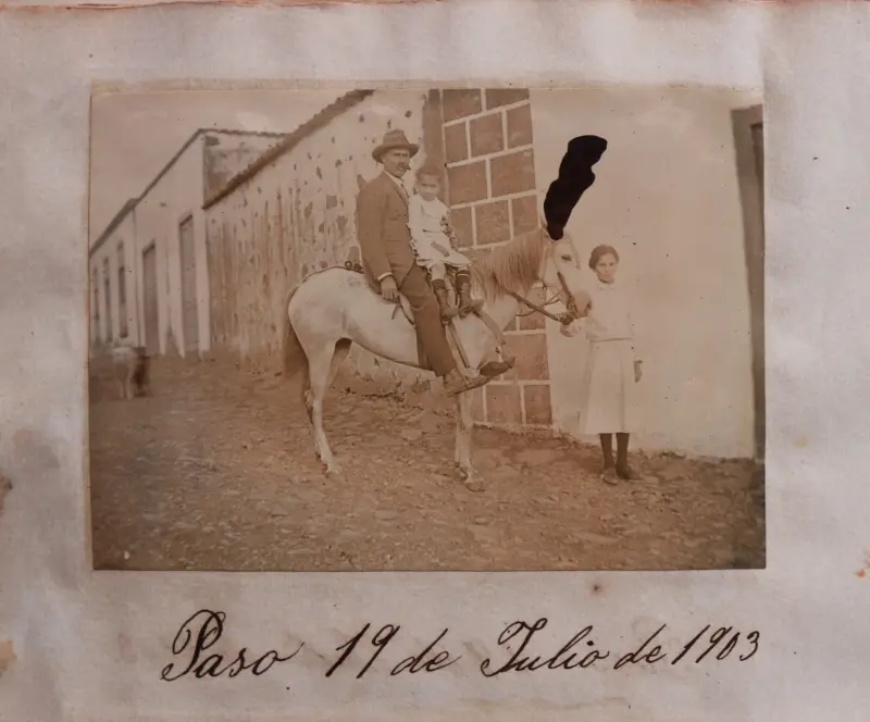 Grupo de personas en El Paso