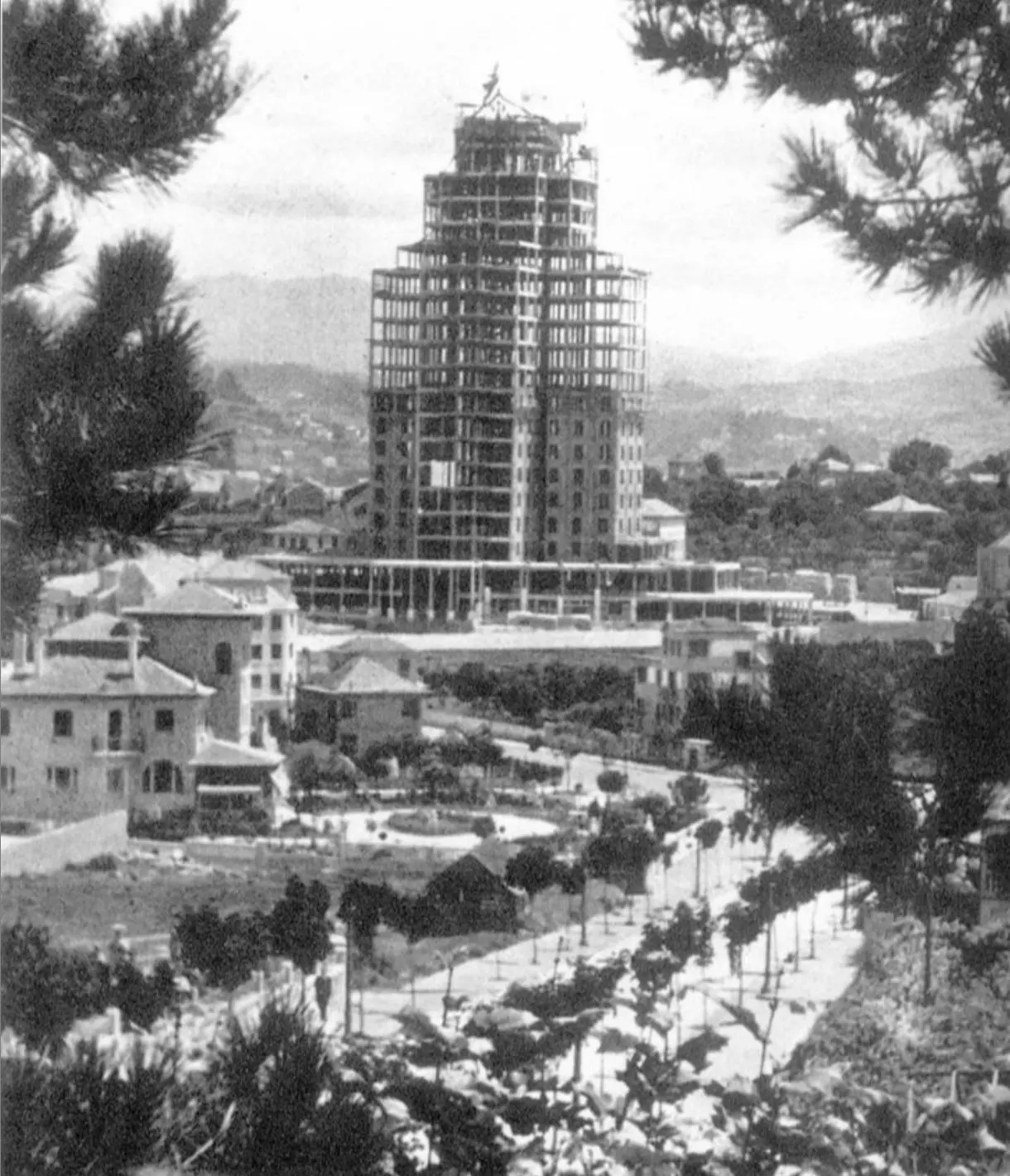 Construcción Hospital Xeral.