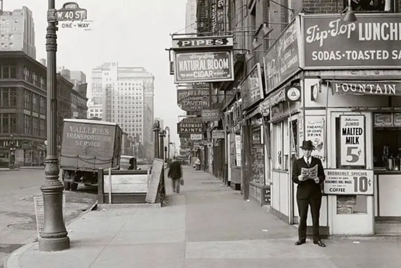 SW corner of 40th Street and Sixth Avenue