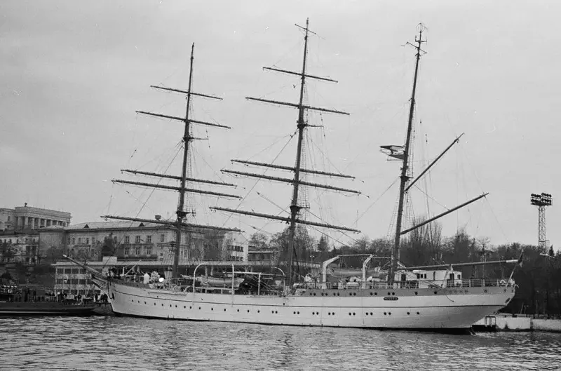 MIRCEA sailboat sunk by Soviet aircraft