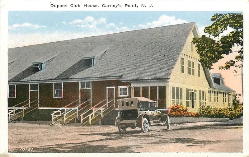 DUPONT CLUB HOUSE