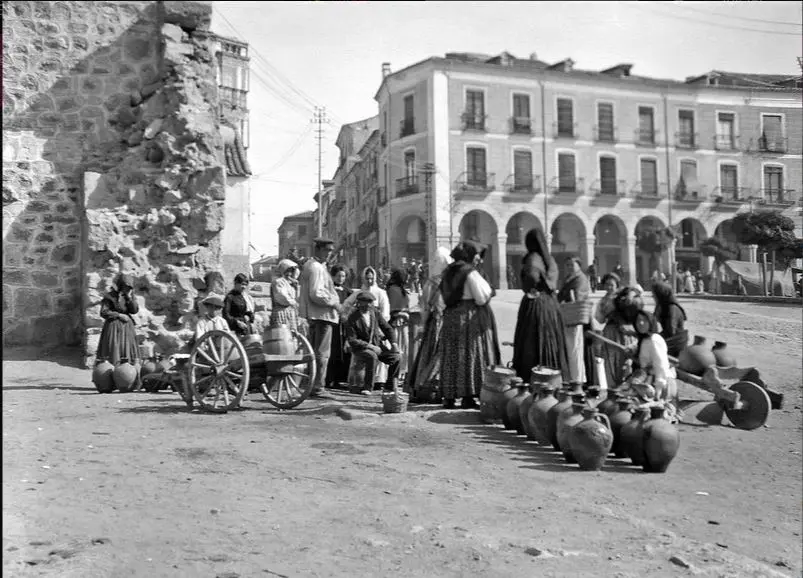 Grupo de mujeres y niñas