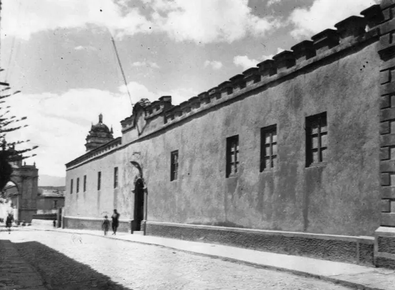 Comisaría guardía civil JR 28 de julio N° 350