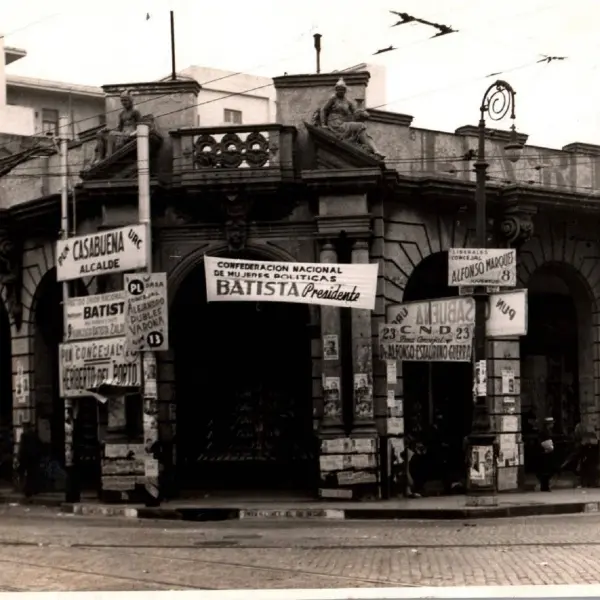 Calles Reina y Galiano 