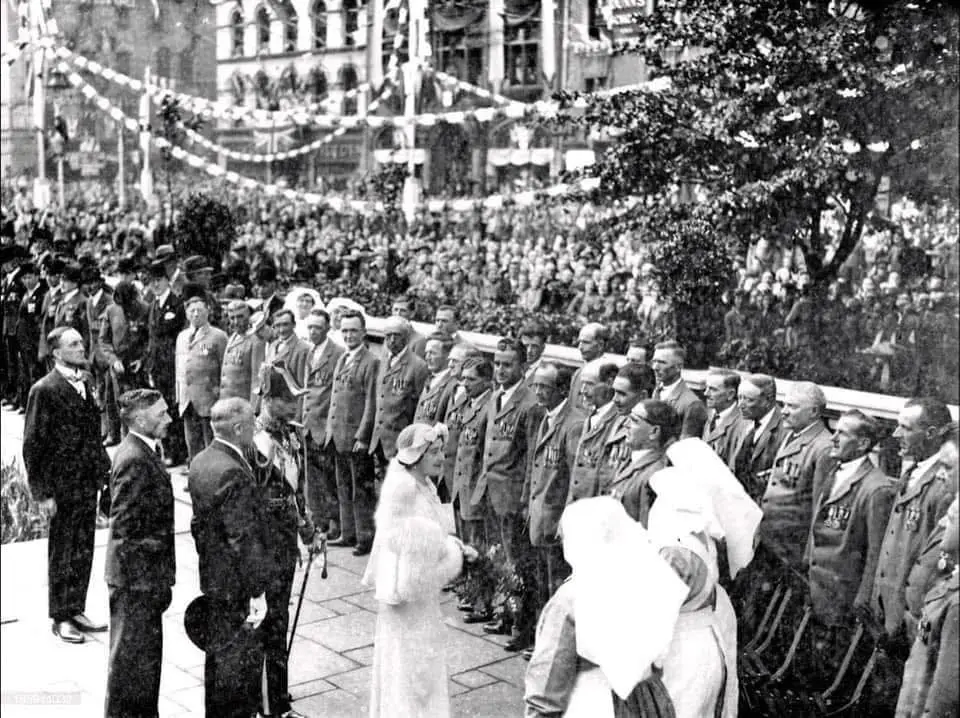 King George VI and Queen Elizabeth King George VI and Queen Elizabeth