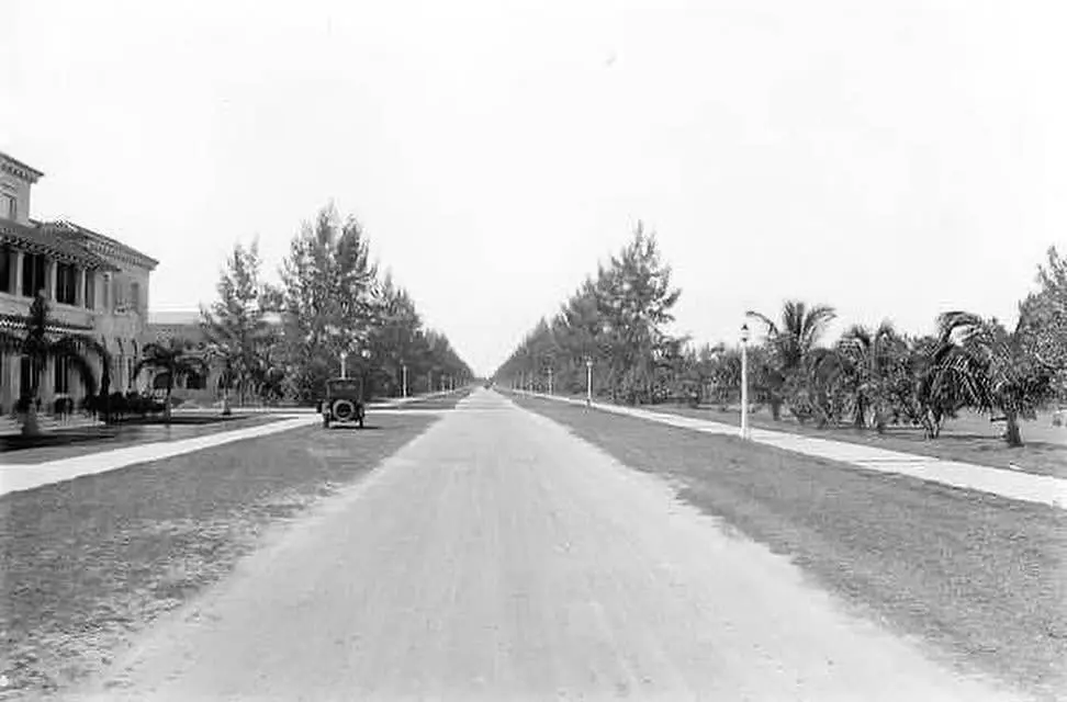 Lincoln Road