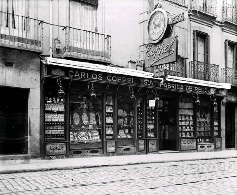 Relojería y fábrica de relojes Carlos CoppeL