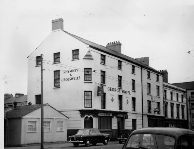 George Hotel, Bute Street