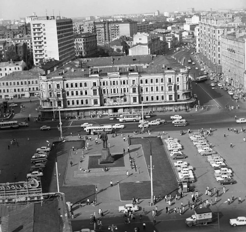 Photo of Mayakovsky Square in Moscow by Georgy Petrusov