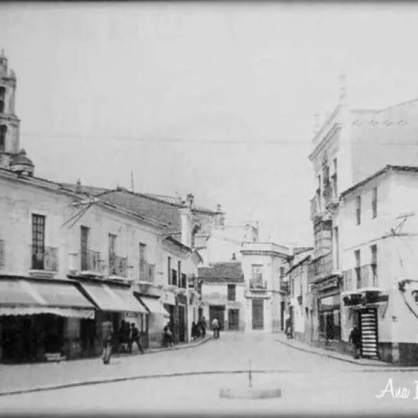 Calle Real.