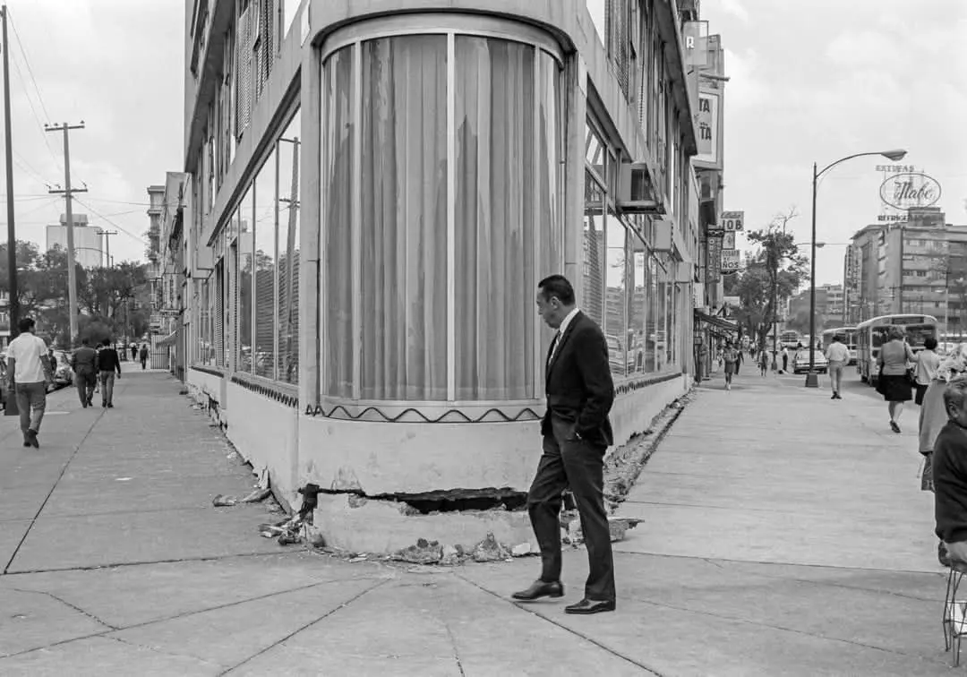 Avenida Insurgentes y calle Medellín