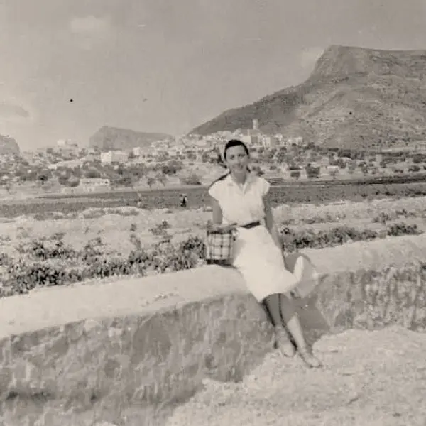 Señorita posando