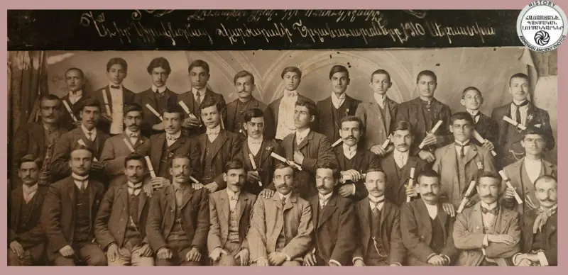 Graduates and teachers of the Armenian School