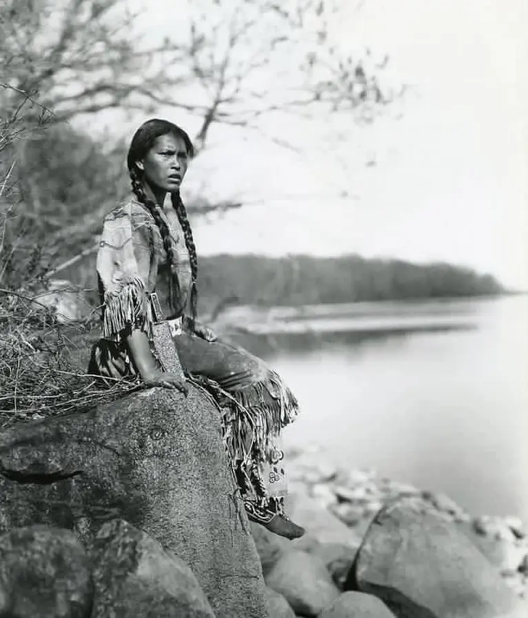 Ojibwe Woman