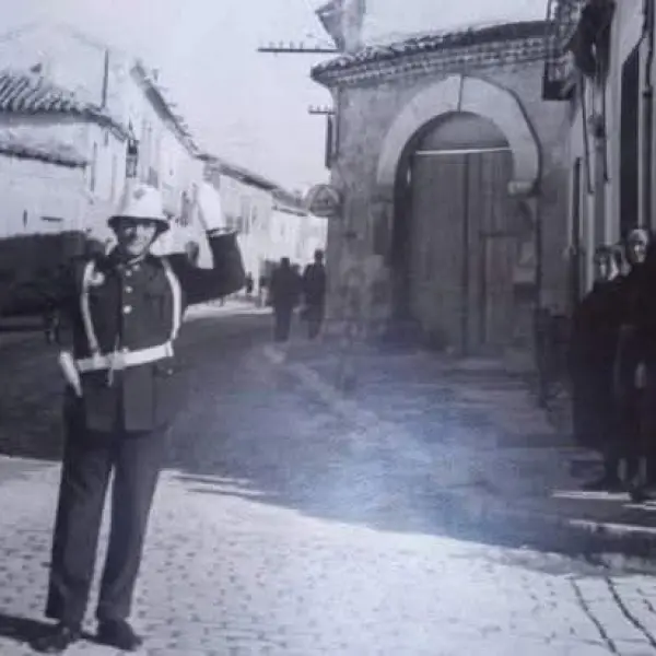 DIRIGIENDO EL TRÁFICO