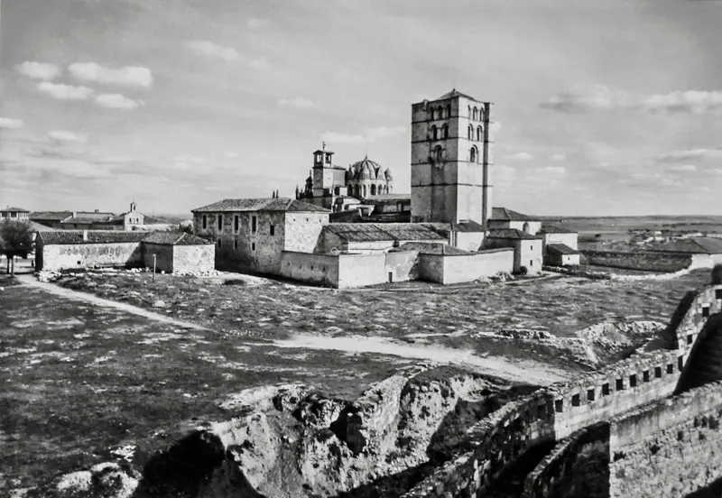 Vista de la Catedral, desde el castillo.