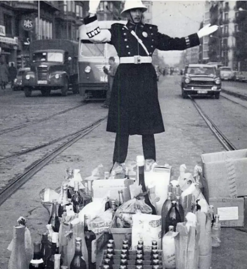 Guardia de tráfico en Navidades