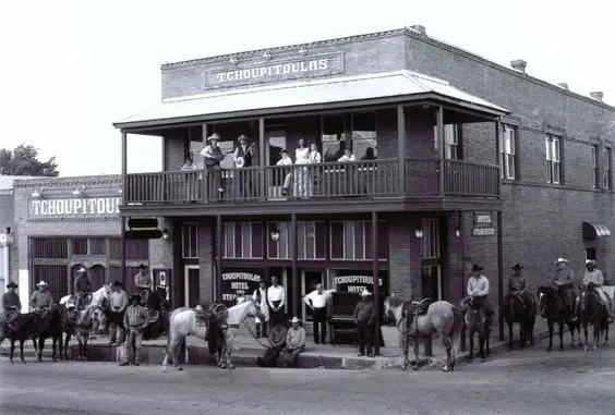 Tchoupitoulas