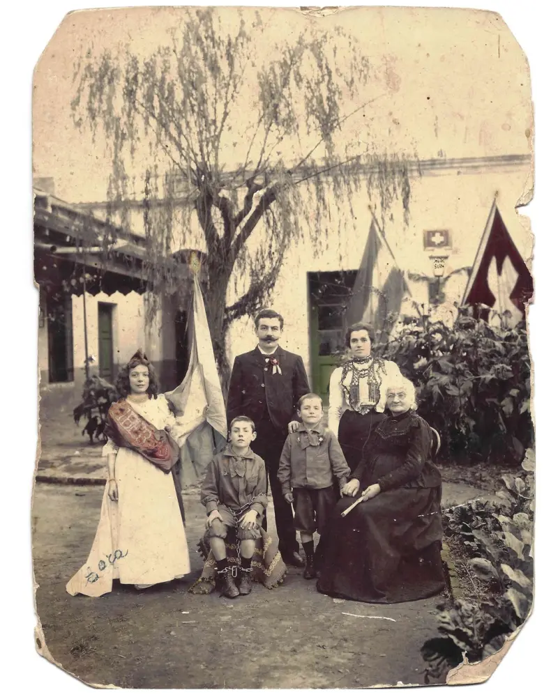 Familia en un acto escolar