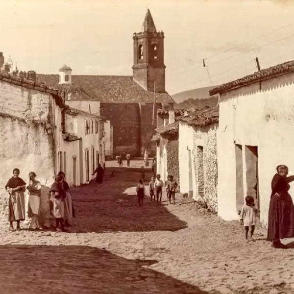Iglesia de San Pedro Apóstol.