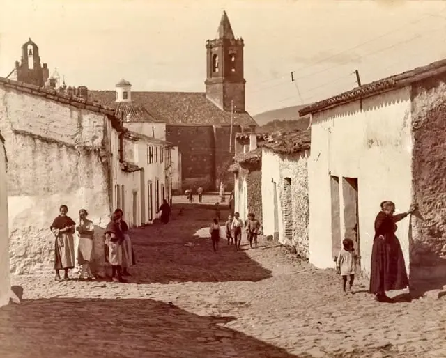 Iglesia de San Pedro Apóstol.