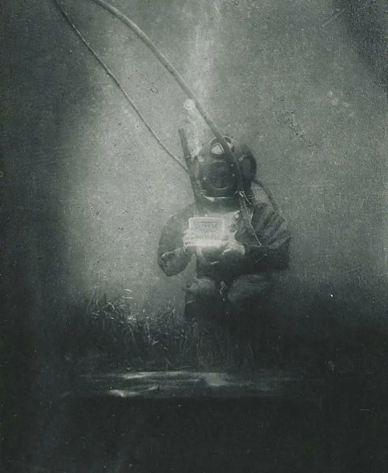 The first ever underwater photograph