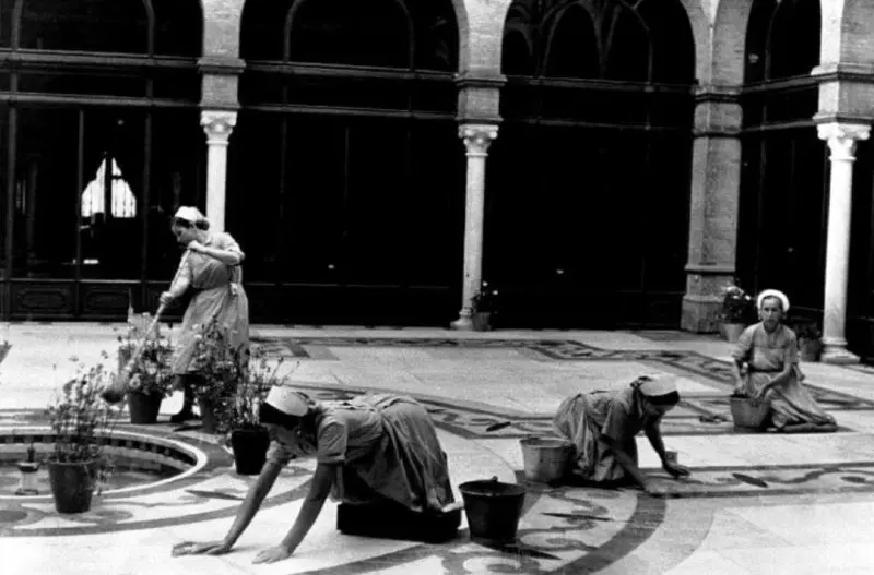 Trabajadoras en el Hotel Alfonso XIII.