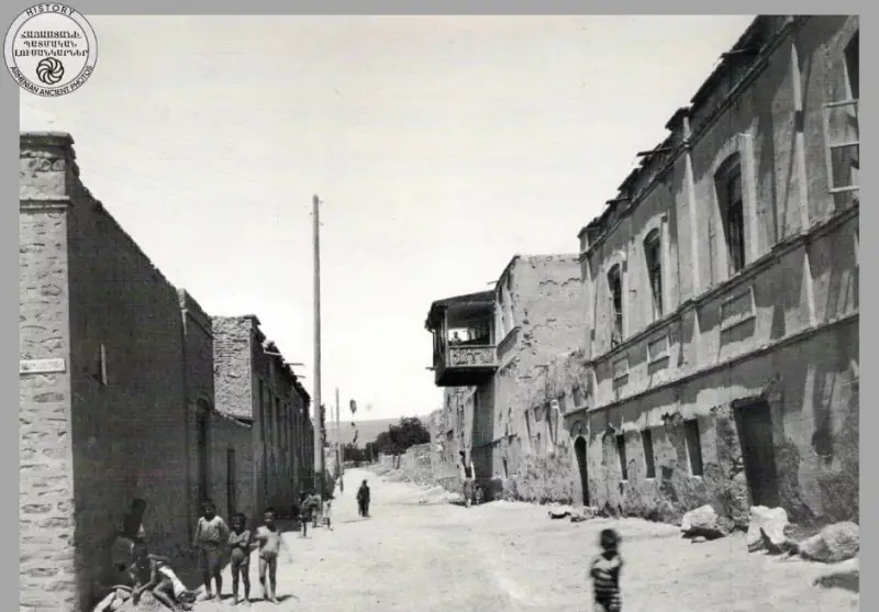 The intersection of Tifliskaya and Tsarskaya streets in Yerevan
