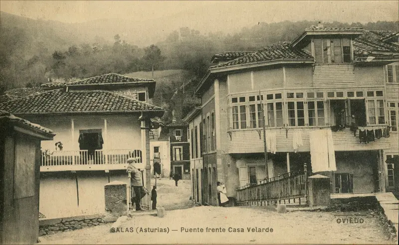  Puente frente Casa Velarde. 