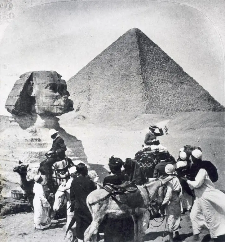 Tourists in Egypt, Giza