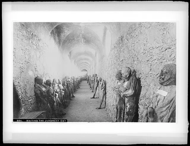 Momias esperando sepultura